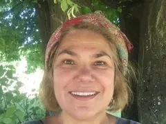 Марта Вачкова се запусна, заприлича на бабичка