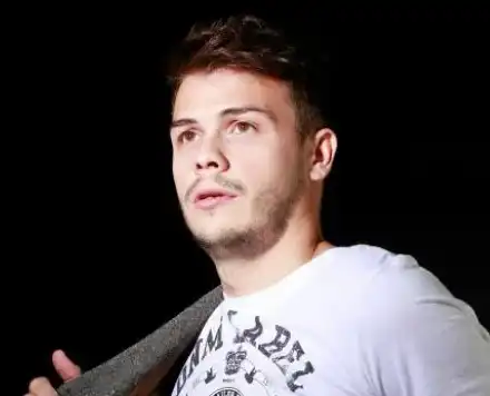 3 години затвор за Цецо Тотото, отлагат уволнението му, чакат да се възстанови