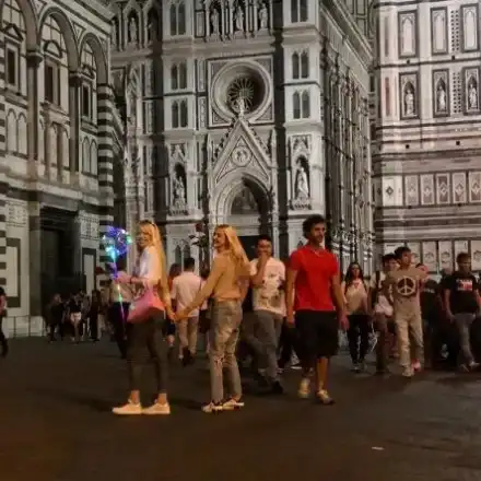 Адриана и Криси Монова влюбени във Флоренция