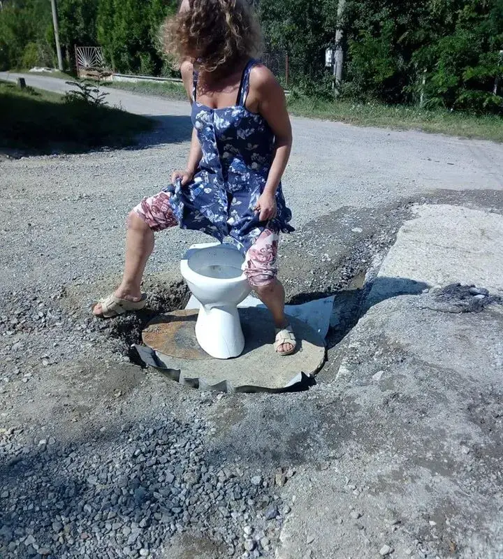 Александра Василева пикае на открито