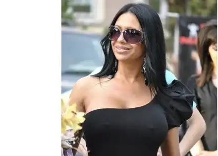 Анита Мейзер съди държавата за 200 бона