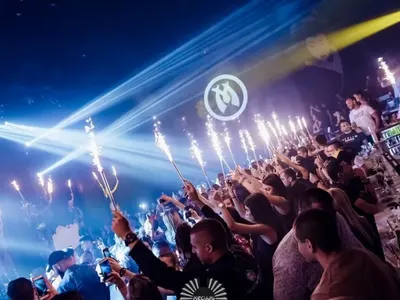 Азис с разбиващо парти в Megami Club Пловдив! Отнесе най-бурните аплодисменти