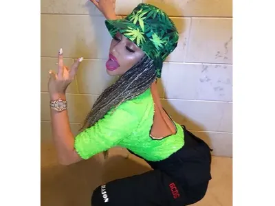 Друса ли се Гери-Никол? Подозират, че варненката папка „бонбонки” преди участие