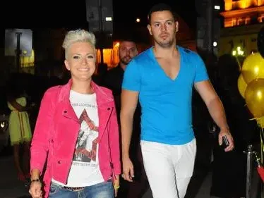 Ексклузивно в HotArena! Голямата любов на Поли Генова - Вернер сгоден за милионерка щерка! (Фото)