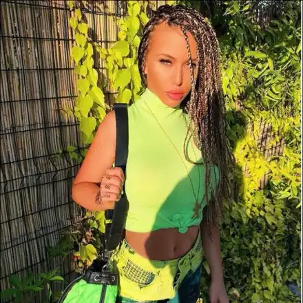 Гери—Никол с прическа за 600 лв