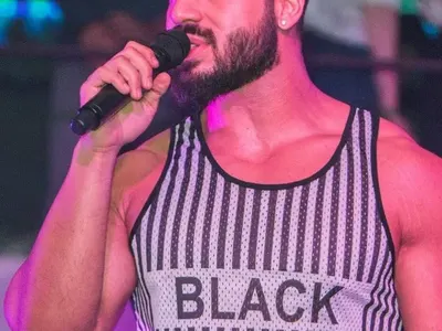 Гюлджан праща свои приятелки да следят Фики на участия