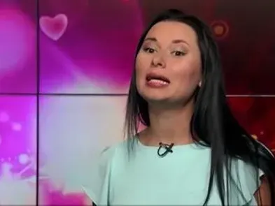 Кобилкина съвсем изтрещя! Вече се вживява като чародейка - прави и разваля магии