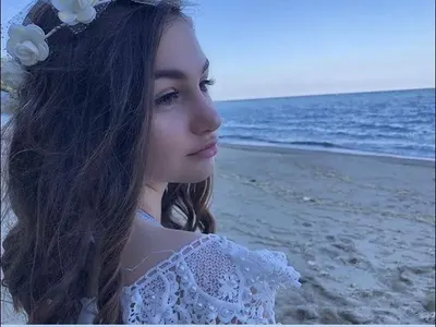 Крисия с първи солов професионален клип