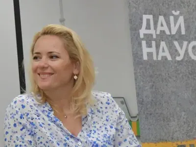 Лора Крумова обсебена от Яворов, кръсти дъщеря си Мина, синът ѝ пък е Явор