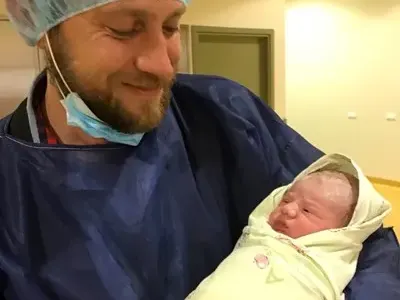 Мариана Попова роди дъщеря на Левски (Първа снимка на бебето)