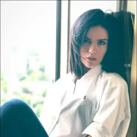 Мона обзавежда детска стая