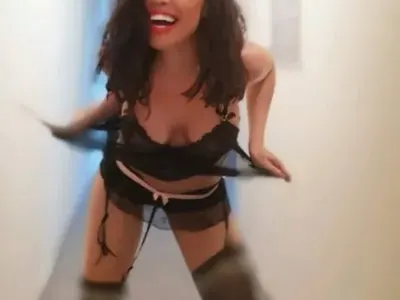 Наско Сираков пак се черви заради Славея (Вижте как щерка му го изложи – ФОТО в галерията)