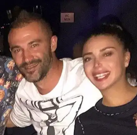 Новата любовна двойка е тук! Прясно разведен национал заби красавица от Министерския съвет!