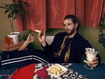 Папи Ханс: Лягах си с мъже! Това се случи между 20-ата и 21-ата ми година (Подробности)