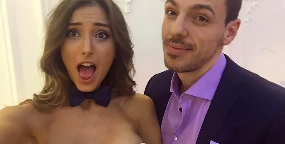 Петканов награби жена си в мрежата