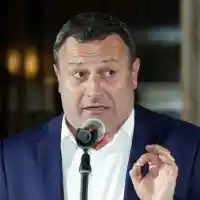 Рачков се ошишка