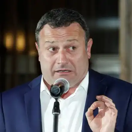 Рачков се ошишка