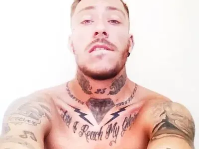 Рапърът Павел се преби от детска тротинетка