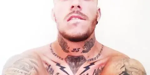 Рапърът Павел се преби от детска тротинетка