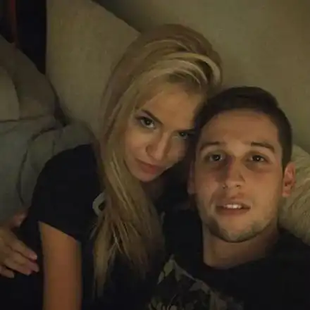 Русо изкушение от Нова тв се сгоди за волейболист