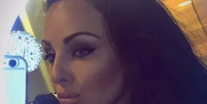 Щерката на Глория показа яката си ДУПАРА! Симона малко по малко сваля задръжките (СНИМКИ)