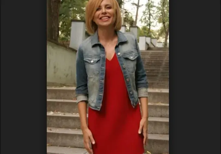 Стефания Колева цъка като пубер