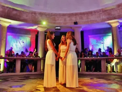 В Старосел избраха 19-годишната Бояна Ацева за Царица на виното