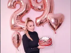 Апетитната Жени Джаферович чукна 29