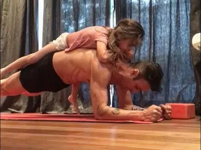 Бербо прави дъщеря си „златно момиче”