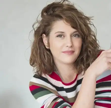 Божана се налива от 14-годишна! Близка приятелка е с Рут Колева и Рая Пеева