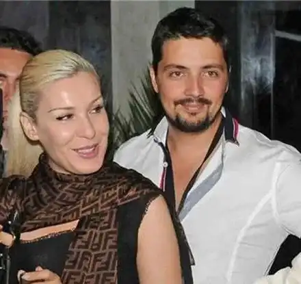 Бомба! Стефан слага рога на Гала с нейни колежки (Всичко за изневерите му)