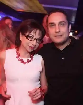 Цветанка Ризова зарязана от младия си любовник