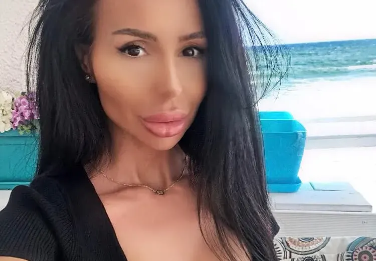 Деси Фотосесията с магазин за дрехи втора употреба