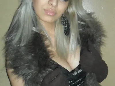 Ето я Жанета Осипова преди пластиките! (УНИКАЛНИ СНИМКИ в галерията)