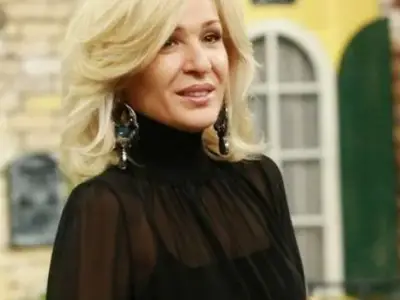 Гала крие пикантно работно минало (Водещата заработвала с продажба на порно касетки)