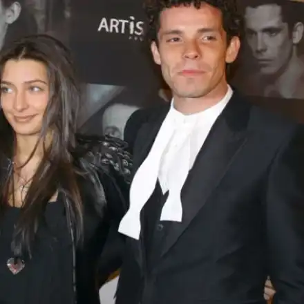 Голямата Тюркмен дебне малкия Бахаров