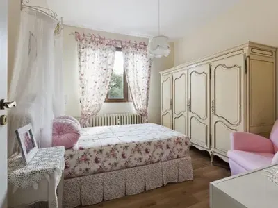 Халваджиян с палати за милиони! Къпят се в лукс във вили на Малдивите и Тоскана