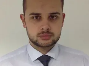 Измамници рекетират с детектор на лъжата? (Снимки)