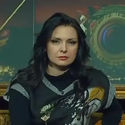 Жени Калканджиева се поду от филъри