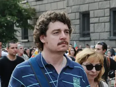 Камен Донев купи апартамент на „Витошка“  за  600 бона