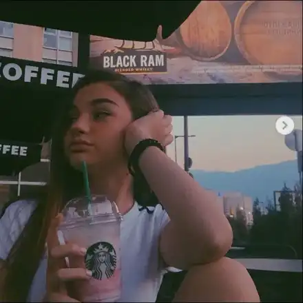 Крисия обикаля заведенията в София