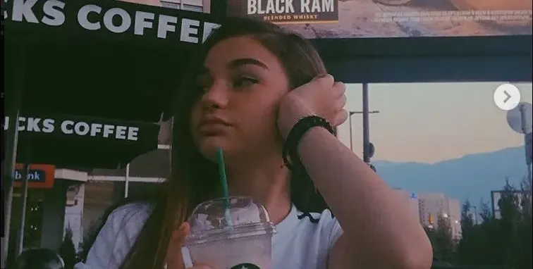 Крисия обикаля заведенията в София