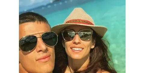 Маевска взе младо гадже на Бахамите! По пътя разгледаха и Лондон (СНИМКИ)