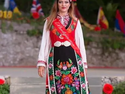 Миската Анна Стефанова в топ 3 на най-красивите жени в Европа (Снимки)