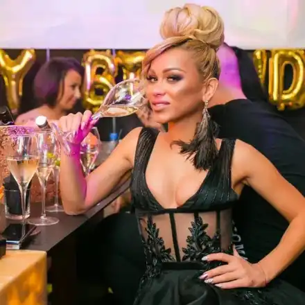 Нора Недкова: Чукнаха ме и избягаха!