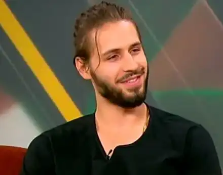 Папи Ханс печели „Брадъра“!