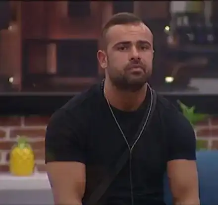 Ричард остана без работа след резила във ВИП Брадър (Собственикът на фитнес залата бесен от поведението на инструктора)