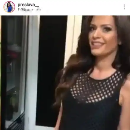 Старата песен на нов глас – Преслава продължава да не си сменя дрехите! Не се ли поти? (ФОТО ФАКТИ)