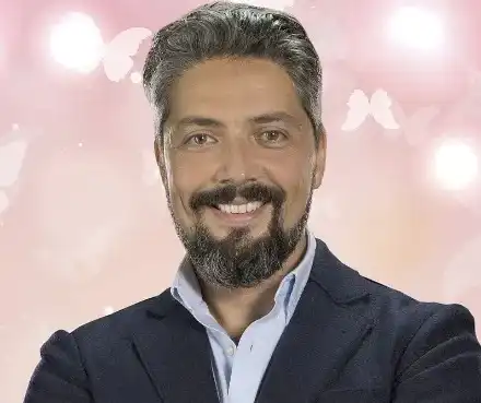 Стефан на Гала живял две години в Тирана! Ето коя е най-голямата болка в живота му