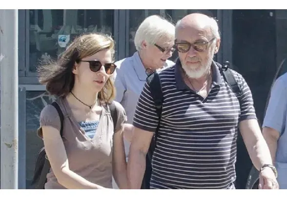 Стоян Алексиев пак с любовницата пред Народния